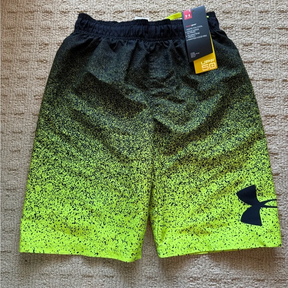 NWT - Under Armour Boy’s Black and Yellow Swim Trunks size M